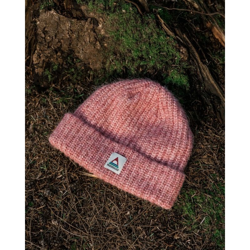 Redwood Fleece Lined Recycled Beanie – Rose
