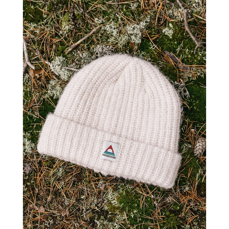 Redwood Fleece Lined Recycled Beanie – Vintage White