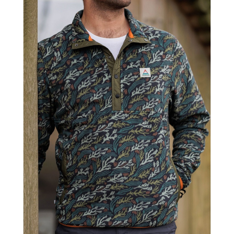 Adrift Recycled Polar Fleece – Ocean Current Black