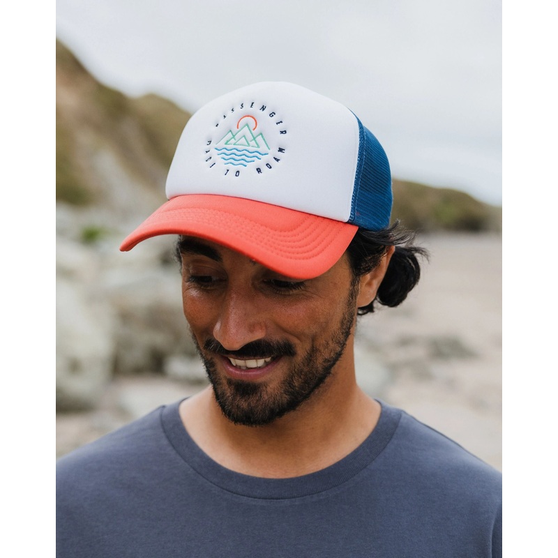 Escapism Trucker Cap – Moonlight Blue/Red Spice