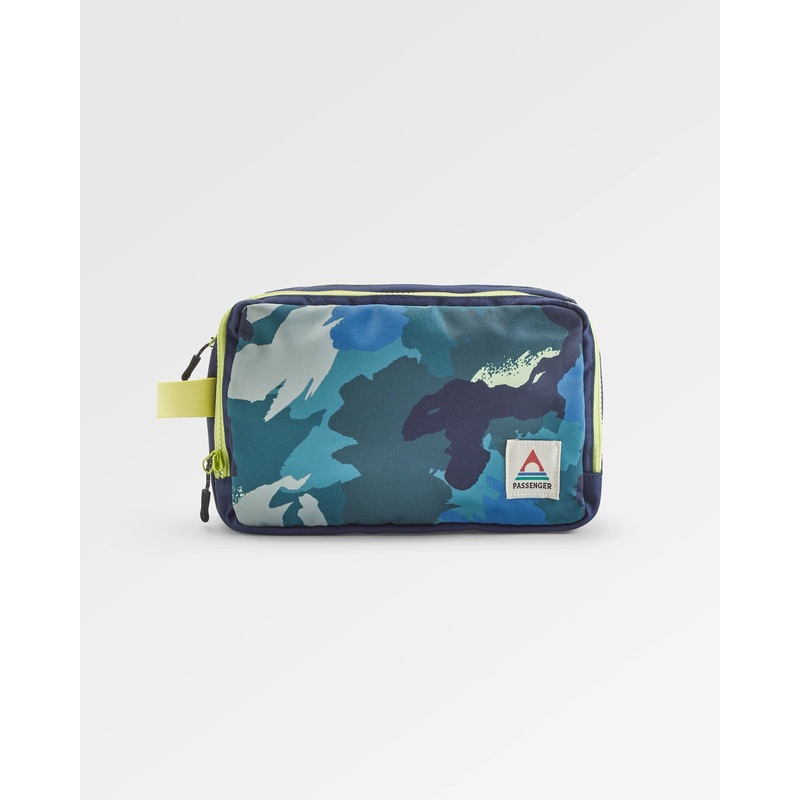 Travel Recycled Wash Kit – Alpine Camo Rain Forest