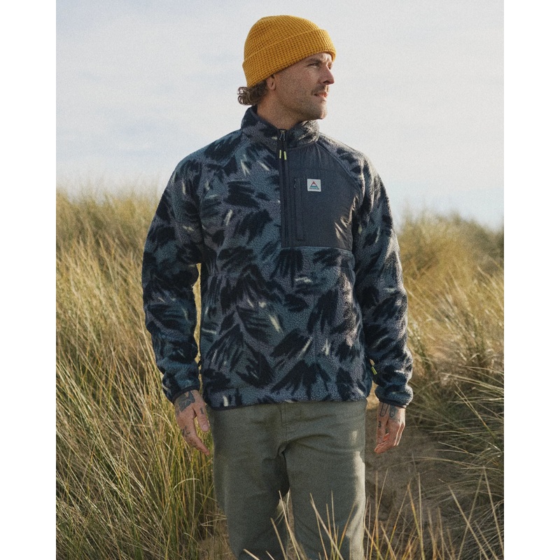 Offgrid 1/2 Zip Recycled Sherpa Fleece – Abstract Mountain Charcoal