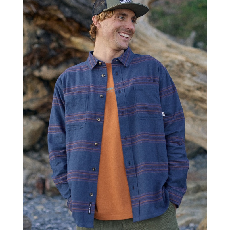 Backcountry Stripe Light Shirt – Rich Navy/Deep Plum Stripe