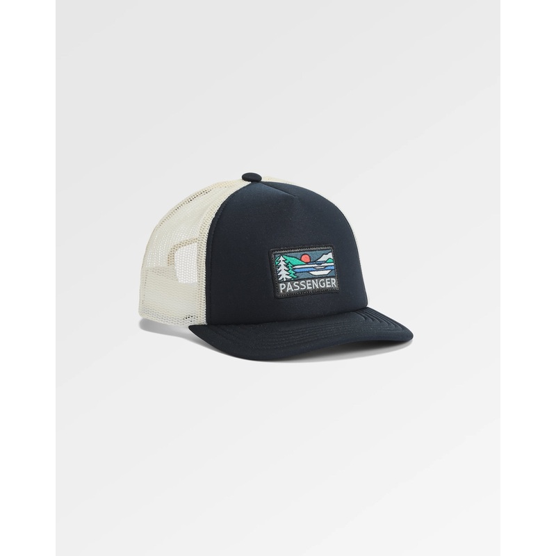 Roamer Snapback Trucker Cap – Black