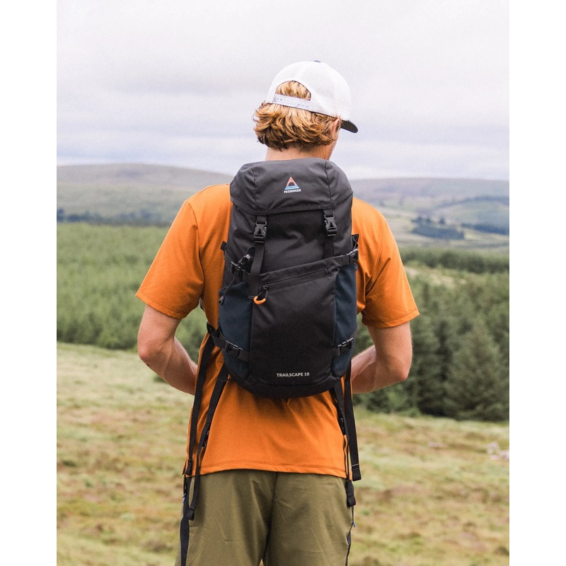 Trailscape Recycled 18L Backpack – Black