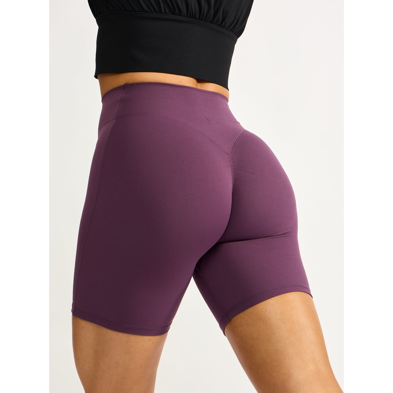 Aggressive Scrunch Short 7 – High Court