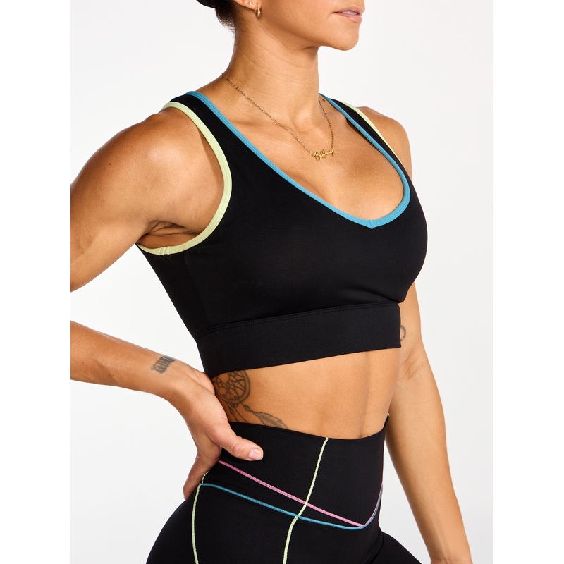 Airbrush Maraschino Sports Bra – Black Multi