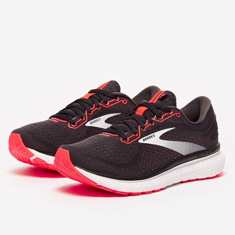 Womens Glycerin 18 Size 4|4