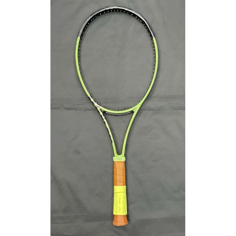 Wilson Blade Pro 98 V8 16/19 Grip Size 3/8