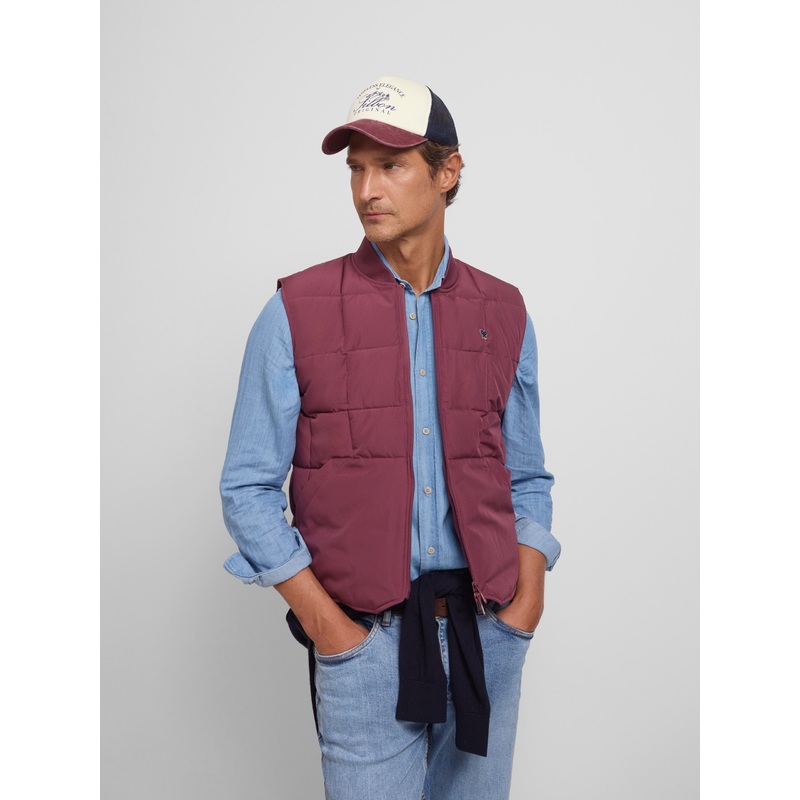 Chaleco tecnico cuadros burdeos