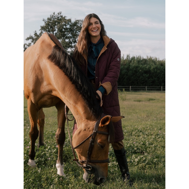 Parka larga acolchada detalles pana burdeos