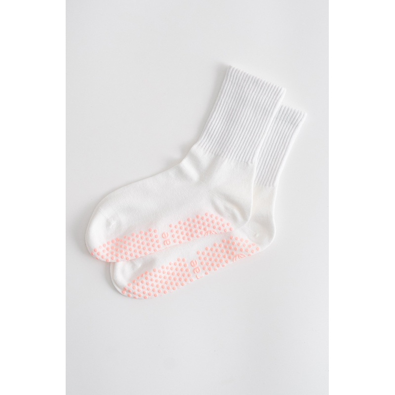 terrae Crew Grip Socks in White