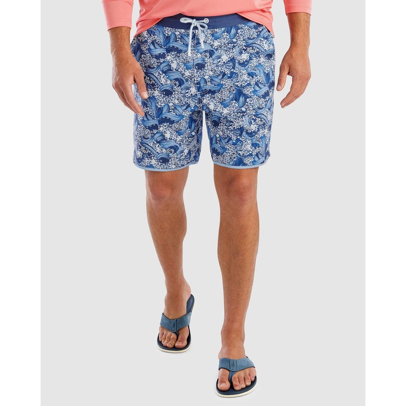 Johnnie O Mens Half Elastic 7 Swim Trunks Scalloped Hem