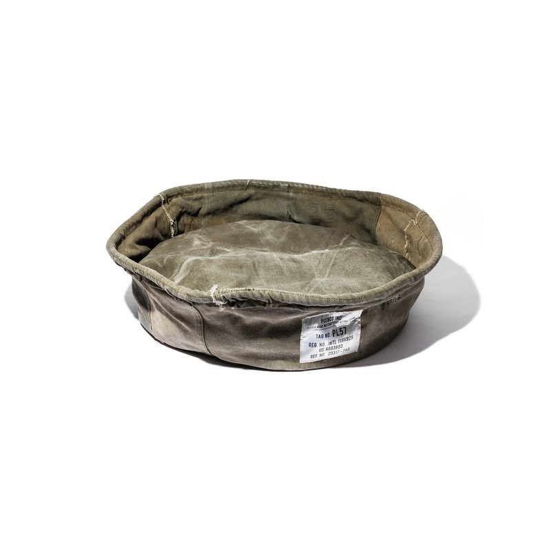 VINTAGE TENT FABRIC PET BED / Small