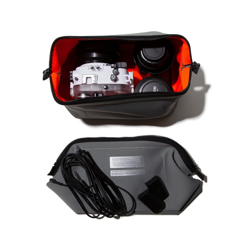 WIRED POUCH / Large|Dark Gray x Green|Light Gray x Orange|Olive x Yellow