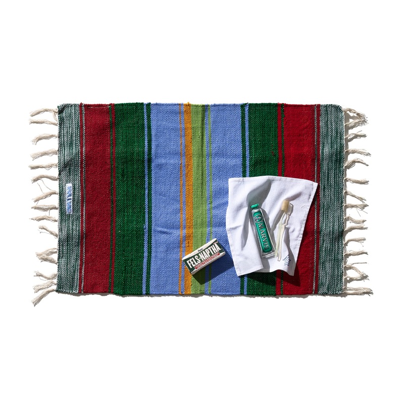 SURPLUS YARN RUG / 0.6 x 0.9