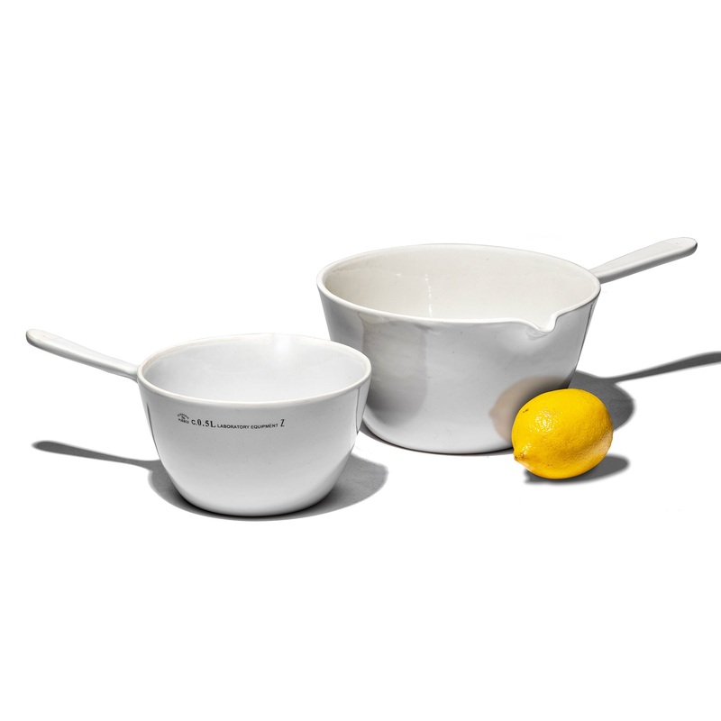 CERAMIC BOWL W/ HANDLE / 0.5L