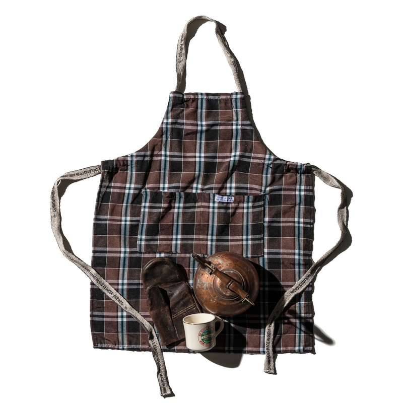RECYCLE COTTON CHECK APRON / Brown