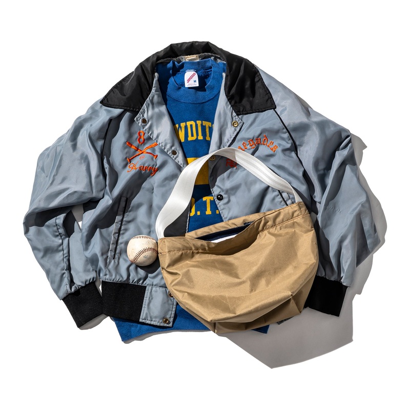 RUBBERIZED FABRIC BAG W/ZIPPER