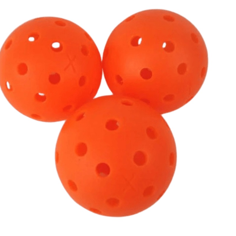PICKLE BALLS ORANGE X3