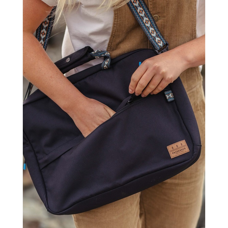 Recycled Messenger Bag – Black