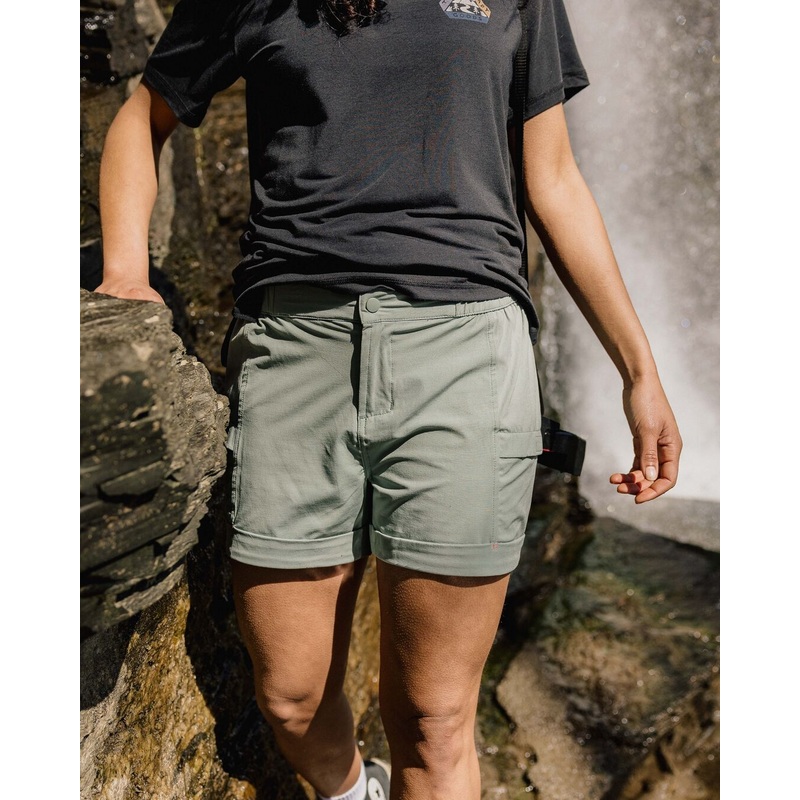 Laura All Purpose Short – Pistachio