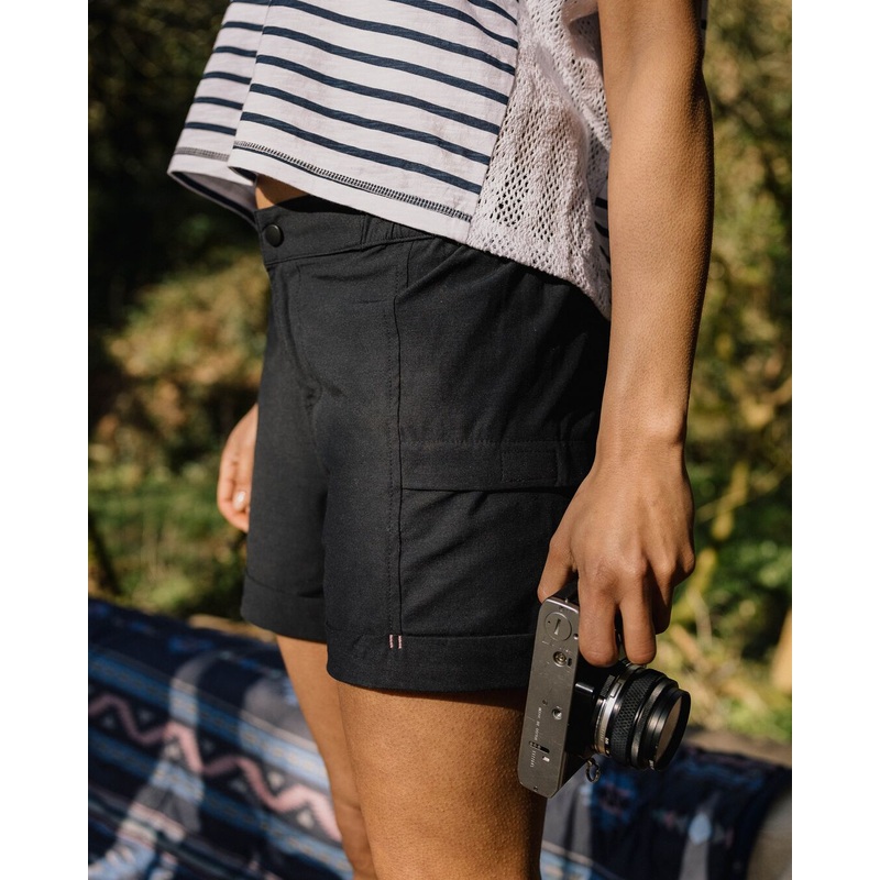 Laura All Purpose Short – True Black