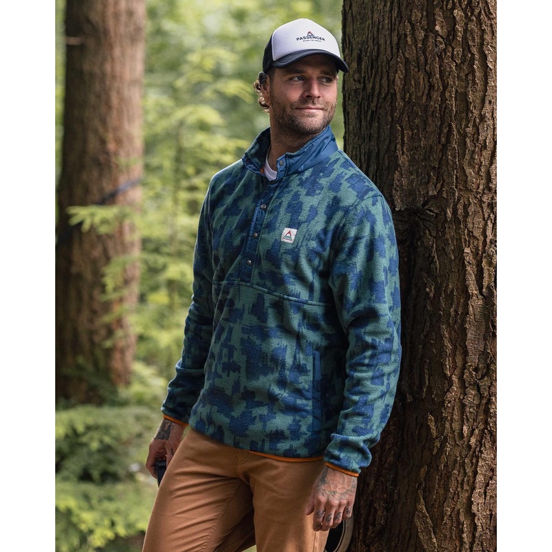 Adrift Recycled Polar Fleece – Oak Patch Deep Ocean