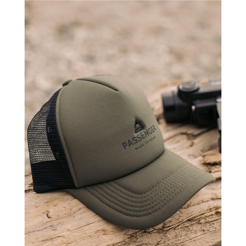 Beechey Snapback Trucker Cap – Khaki
