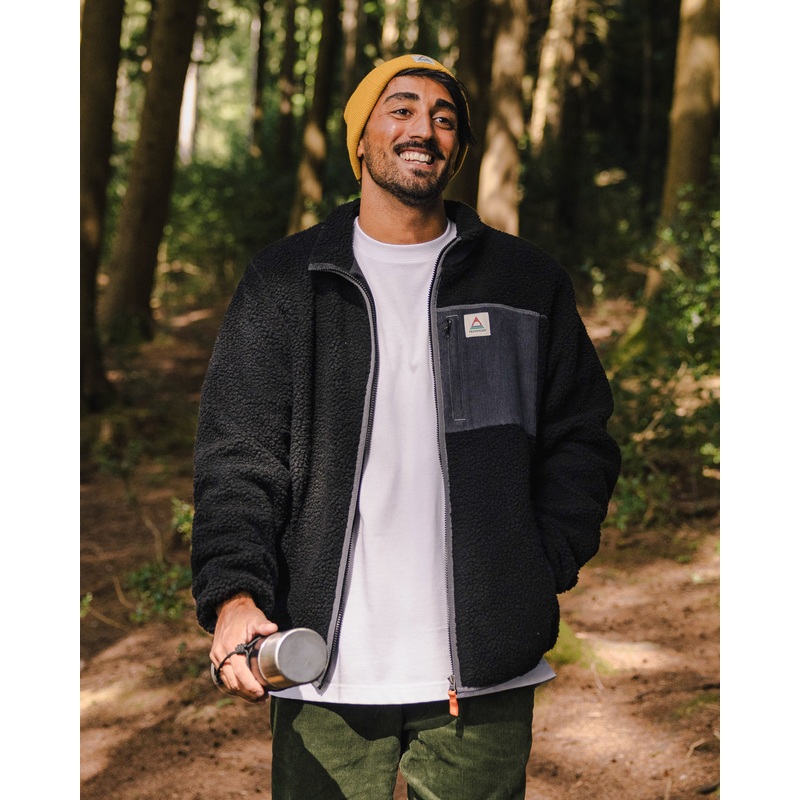 Trekker Recycled Deep-Pile Sherpa Fleece – Black